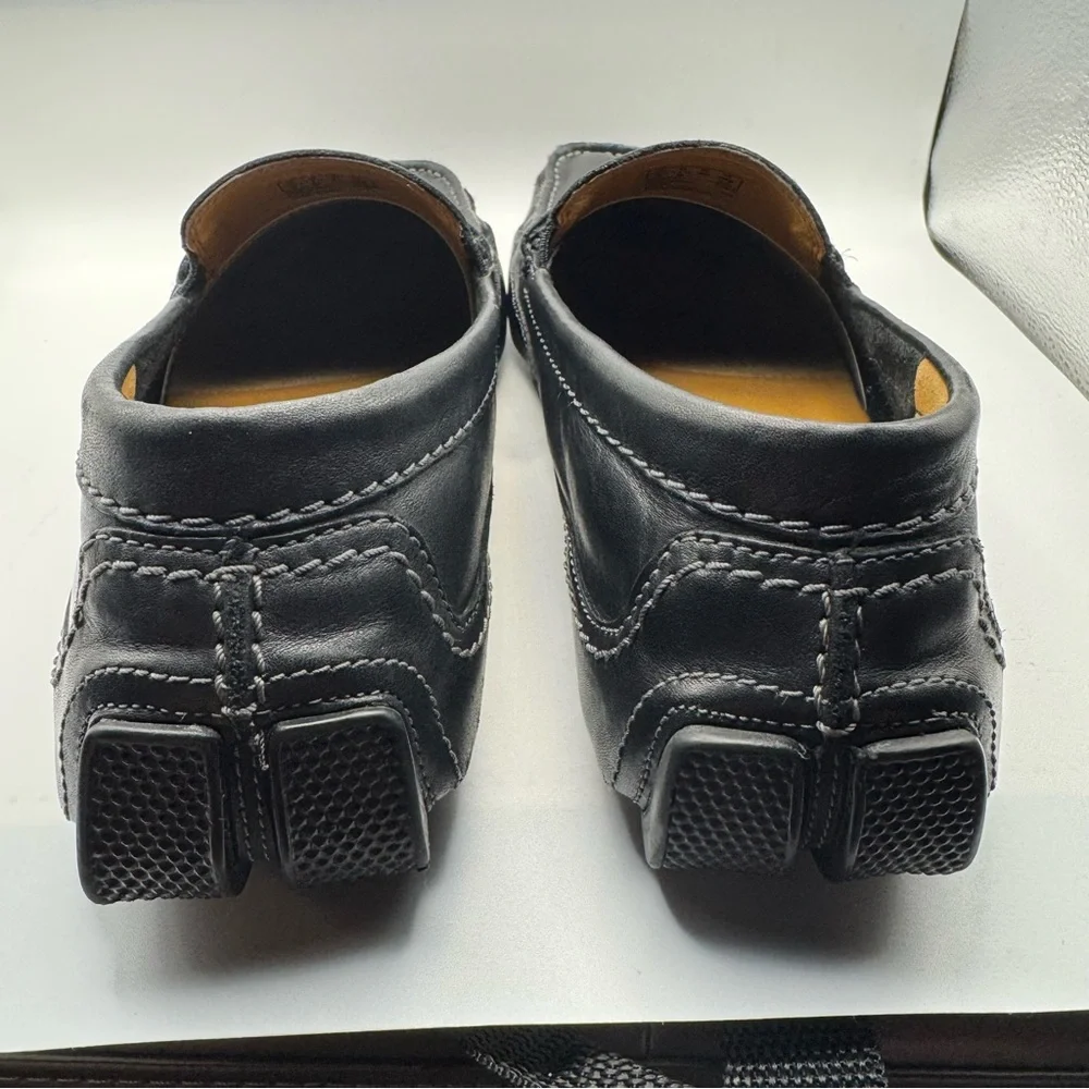 Clark’s Men's Black Leather Loafers Slip-On Dress‎ Loafers Black Size 11.5
